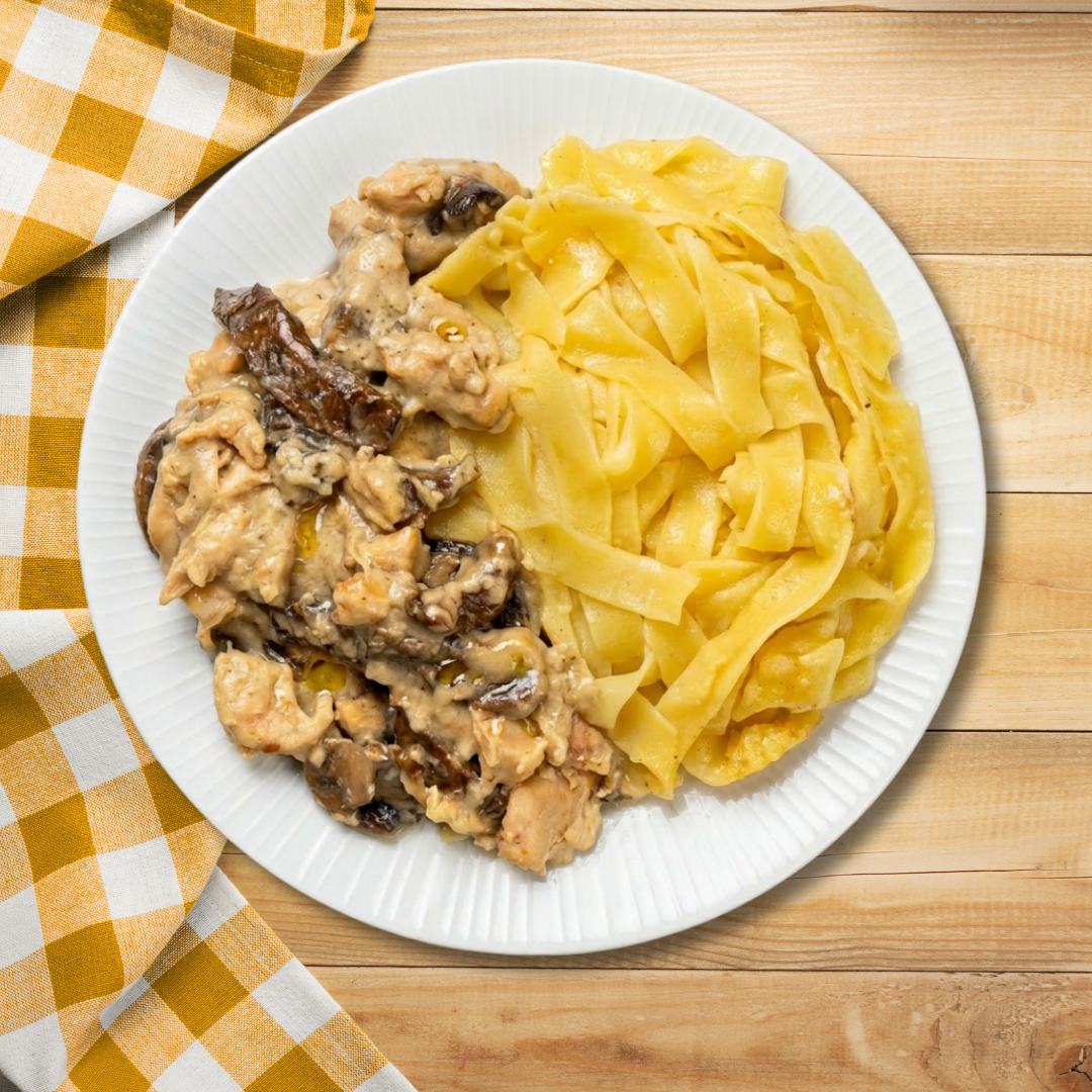 Premium / Chicken Fettuccine Carbonara